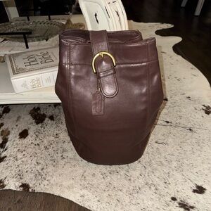 Vintage Coach Leather Soho Sling Bag M6C-4160